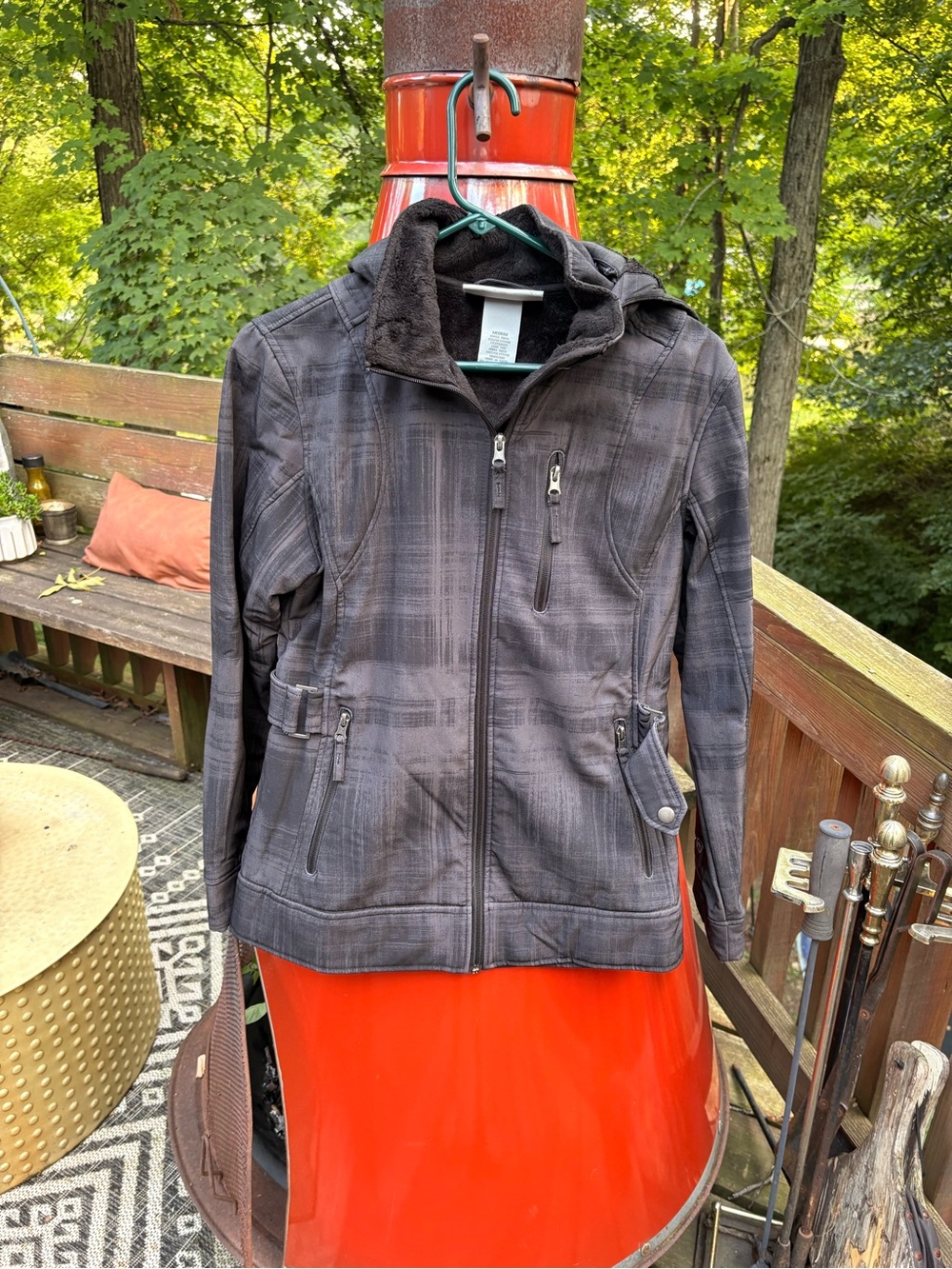 Free Country Women’s Hooded Utility Jacket in Charcoal Plaid